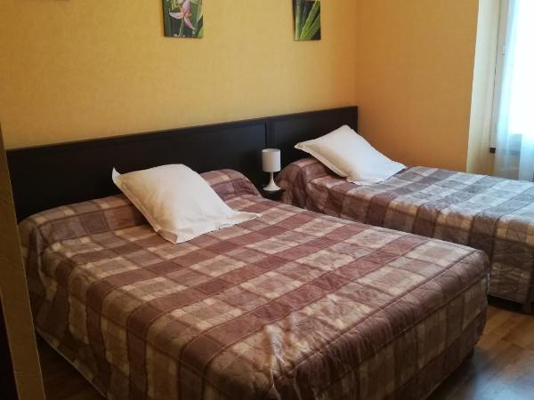 Hôtel de la Poste : photo 5 de la chambre chambre lits jumeaux