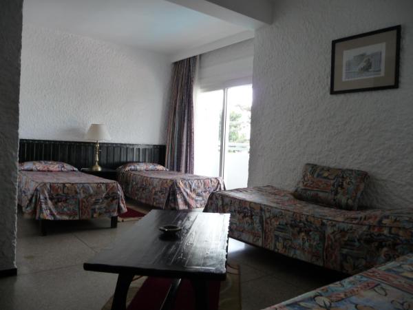 HOTEL KAMAL CITY CENTER : photo 4 de la chambre chambre triple