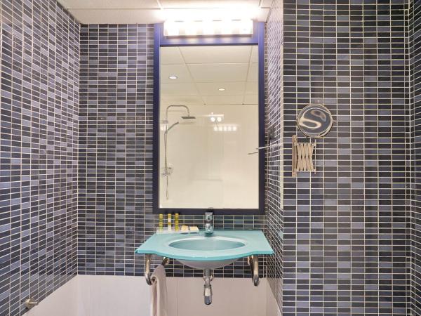 Eurostars Málaga : photo 3 de la chambre chambre triple