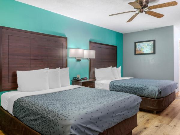 Econo Lodge West - Coors Blvd : photo 2 de la chambre chambre 2 lits queen-size - non-fumeurs