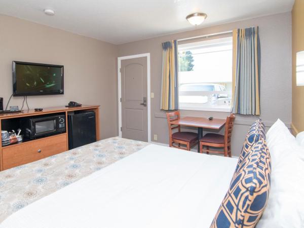 Nordic Inn and Suites : photo 10 de la chambre hébergement 1 lit queen-size - non-fumeurs