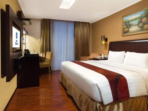 Best Western Mangga Dua Hotel & Residence : photo 2 de la chambre chambre lit king-size supérieure - vue sur ville - non-fumeurs