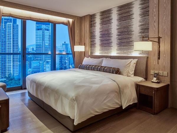 K11 ARTUS : photo 1 de la chambre hébergement artus 3