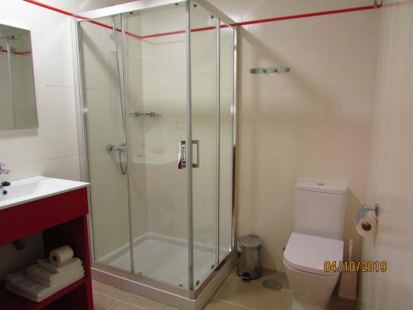 Hotel Goartín : photo 8 de la chambre chambre lits jumeaux