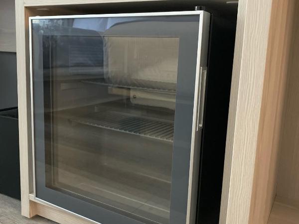 Wingate by Wyndham New York Midtown South/5th Ave : photo 1 de la chambre chambre lit king-size avec douche accessible en fauteuil roulant - adaptée aux personnes malentendantes/à mobilité réduite - non-fumeurs