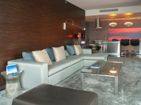 Palms Place Hotel and Spa : photo 5 de la chambre suite - vue sur ville