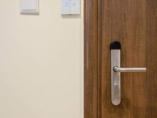 SUITES@SYNGROU-FIX : photo 7 de la chambre suite junior avec balcon