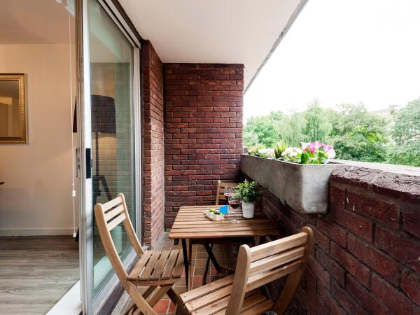 Sherborne Court : photo 1 de la chambre appartement 1 chambre supérieur avec balcon