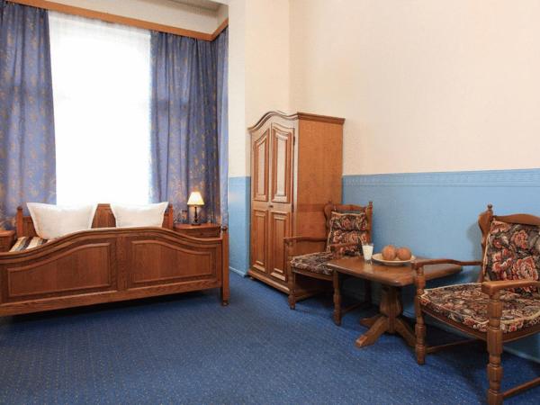 Hotel-Pension Cortina : photo 4 de la chambre chambre triple avec douche