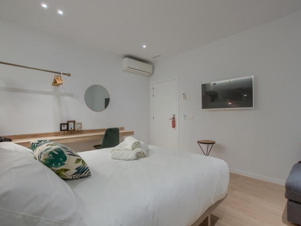 The Match Madrid : photo 3 de la chambre chambre double avec canapé-lit