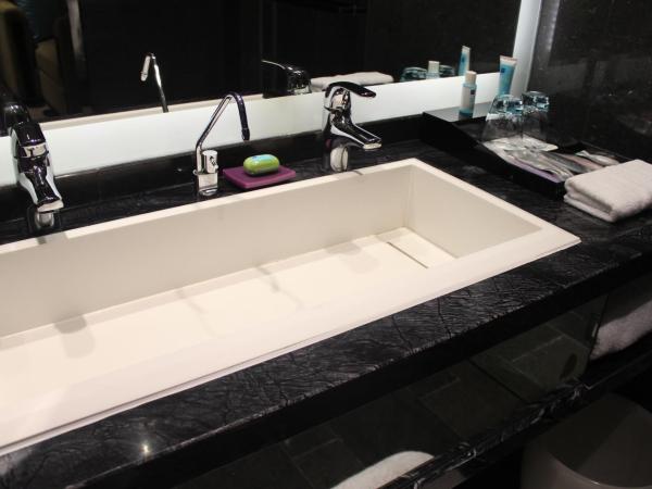 Wongtee V Hotel : photo 8 de la chambre suite affaires