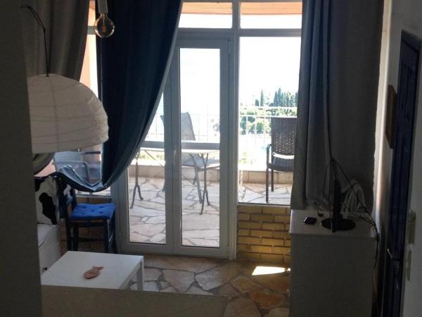 Maria Corfu Loustri : photo 9 de la chambre appartement 1 chambre