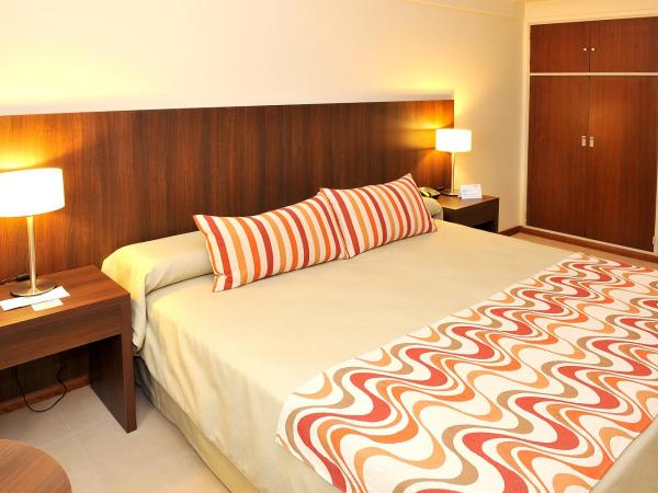 Hotel Intersur San Telmo : photo 2 de la chambre chambre familiale