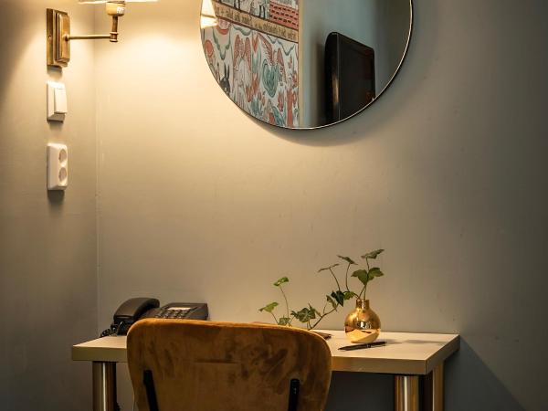 Lady Hamilton Hotel : photo 4 de la chambre petite chambre double - lit de 140 cm