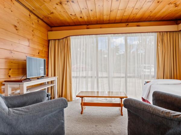 Waitakere Resort & Spa : photo 6 de la chambre appartement spa avec jardin