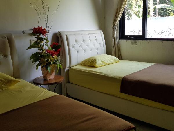 ETHES Coworking - Coliving & Lounge : photo 2 de la chambre chambre deluxe avec 2 lits queen-size