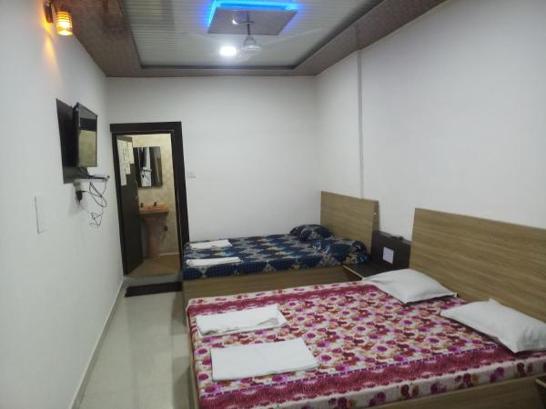 Hotel Sai Palace Walking Distance From Taj Mahal--View of Taj Mahal : photo 4 de la chambre chambre familiale supérieure