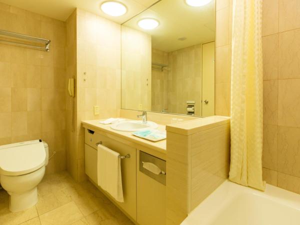 Hotel Okura Kobe : photo 8 de la chambre chambre lit king-size deluxe (30ème-33ème Étage)