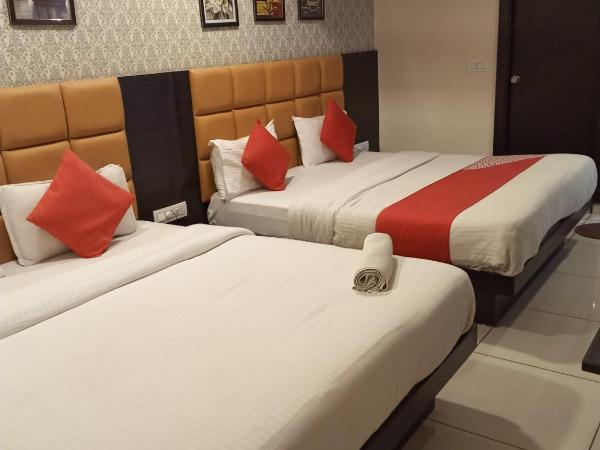 Hotel rr palace : photo 7 de la chambre chambre deluxe double ou lits jumeaux