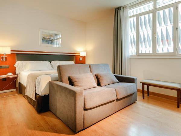 Abba Euskalduna Hotel : photo 1 de la chambre chambre familiale