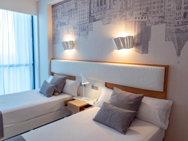 Hotel Madeira Centro : photo 4 de la chambre economy superior room without balcony (2 adults)