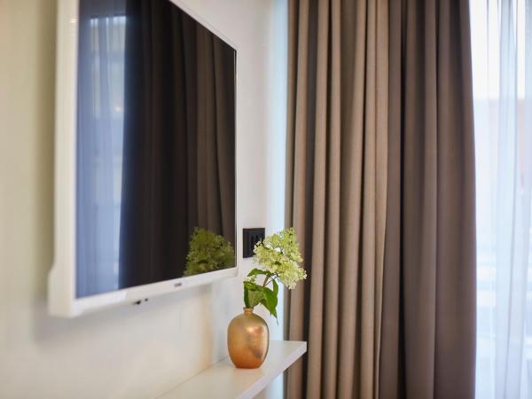 Hotel Mirabell by Maier Privathotels : photo 9 de la chambre chambre double avec terrasse