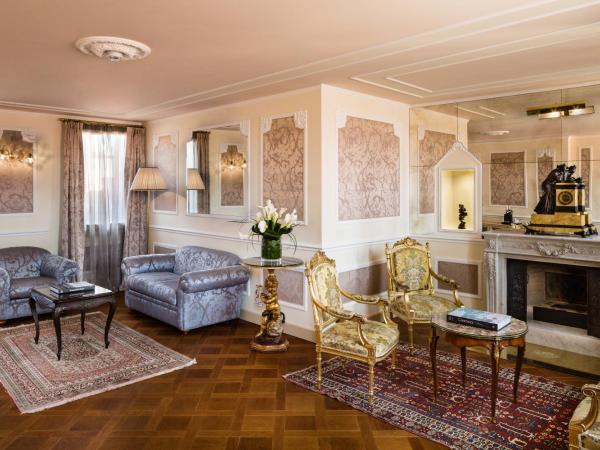 Baglioni Hotel Luna - The Leading Hotels of the World : photo 4 de la chambre suite giorgione avec terrasse