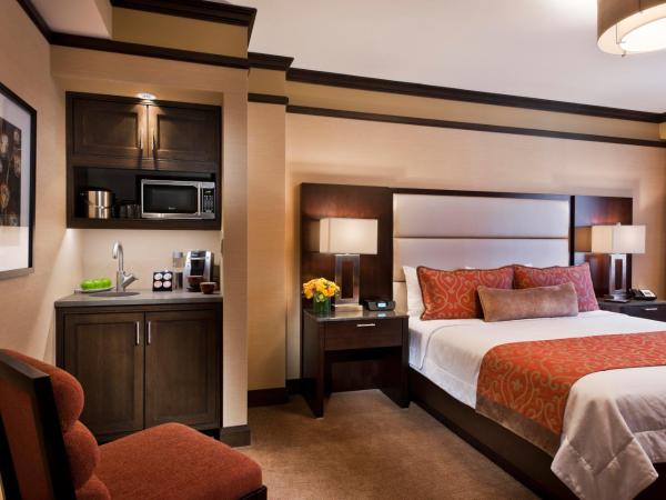 The Pearl Hotel : photo 5 de la chambre chambre lit king-size deluxe