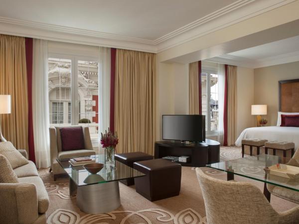 Four Seasons Hotel Buenos Aires : photo 4 de la chambre suite junior e-lounge lit king-size