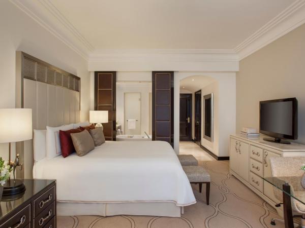 Four Seasons Hotel Buenos Aires : photo 2 de la chambre chambre lit king-size - vue sur ville