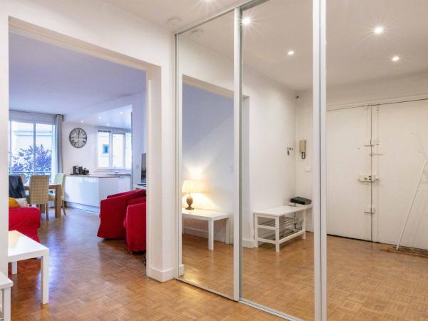 Paris City - Spacious 3 rooms flat for families - 3 minutes from metro station : photo 2 de la chambre appartement 2 chambres