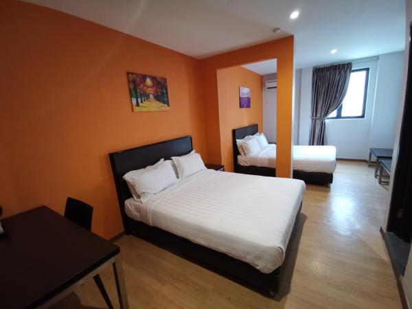 Padungan Hotel : photo 1 de la chambre chambre familiale standard