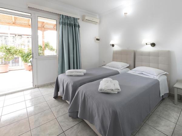 Carolina Hotel since 1934 : photo 7 de la chambre chambre double ou lits jumeaux - jardin sur le toit