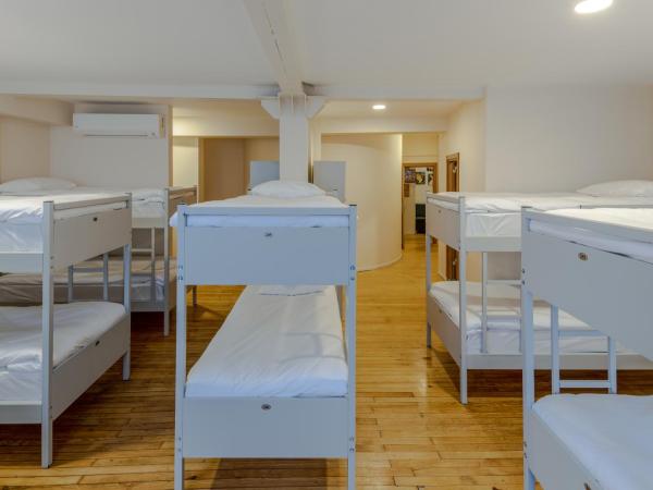 Sanat Hostel Taksim : photo 4 de la chambre lit dans dortoir mixte supérieur de 12 lits