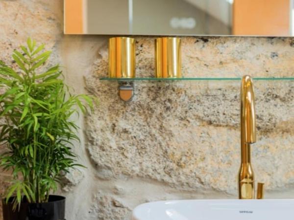 Maison Cabral : photo 6 de la chambre chambre double deluxe avec baignoire