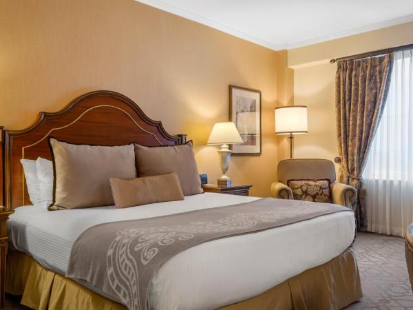 Omni Royal Orleans Hotel : photo 1 de la chambre chambre lit king-size premier