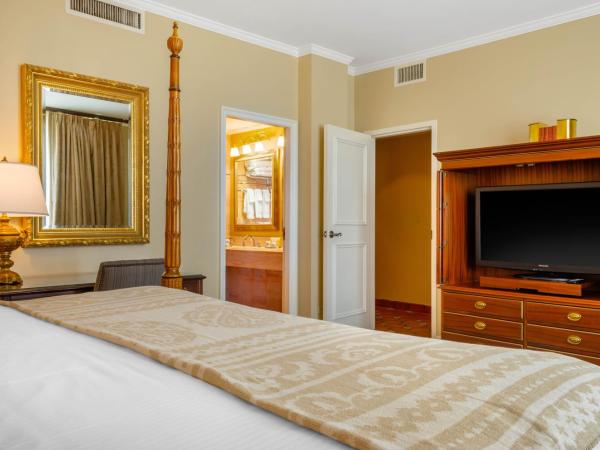 Omni Royal Orleans Hotel : photo 1 de la chambre penthouse deluxe lit king-size