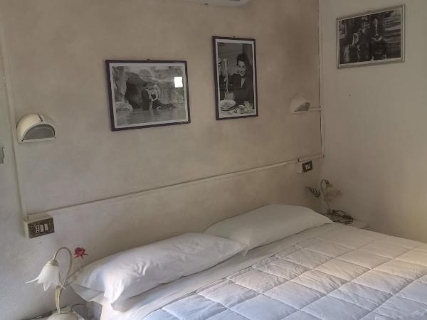 Hotel Simon : photo 4 de la chambre petite chambre double ou lits jumeaux