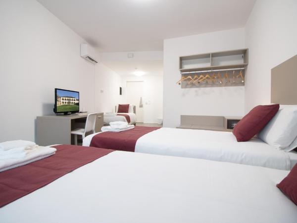 Hotel Cascina Fossata & Residence : photo 7 de la chambre chambre triple confort