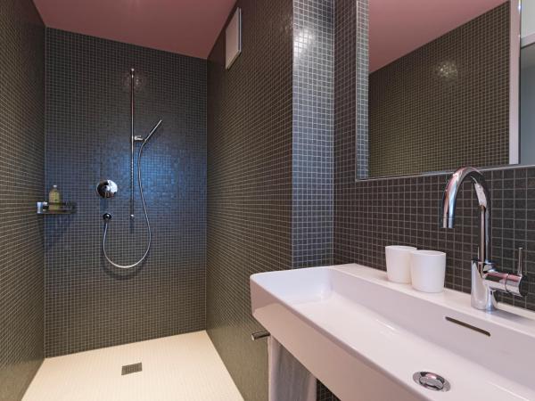 Hotel Dom : photo 5 de la chambre chambre triple deluxe