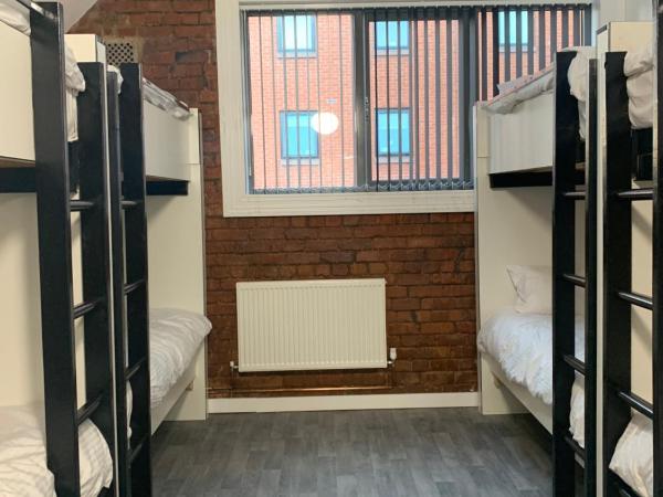 Rahman Hostel : photo 4 de la chambre lit dans dortoir mixte de 8 lits