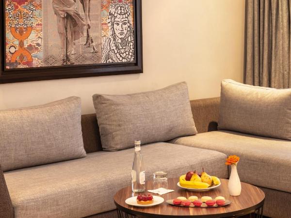 Odyssee Park Hotel : photo 3 de la chambre suite junior