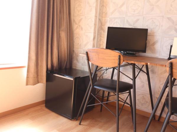 RED HELMET House & Sports Bar Hiroshima : photo 4 de la chambre chambre familiale standard