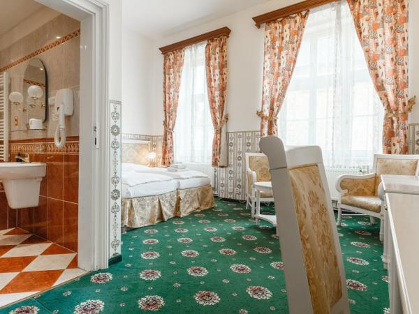 Hotel Klarinn Prague Castle : photo 1 de la chambre chambre double ou lits jumeaux