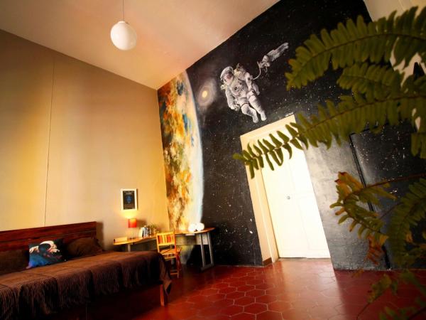 Hostel Hospedarte Centro : photo 3 de la chambre chambre double supérieure avec salle de bains privative