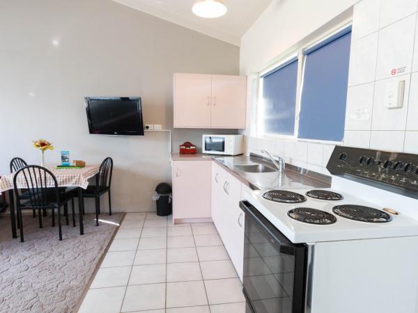 Jack & Di's Lakefront Motel : photo 6 de la chambre studio avec vue sur le lac