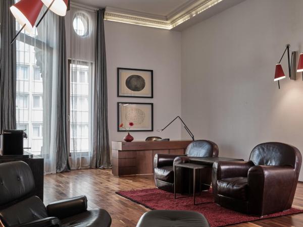 Hotel Monopol : photo 2 de la chambre suite deluxe (2 adultes)