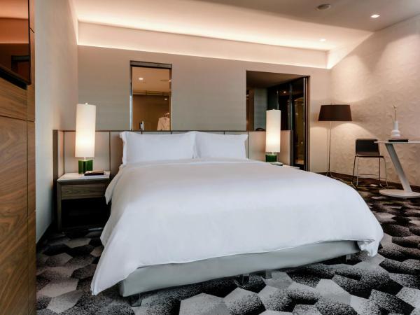 Sofitel Mexico City Reforma : photo 10 de la chambre junior king suite with club millésime access and view