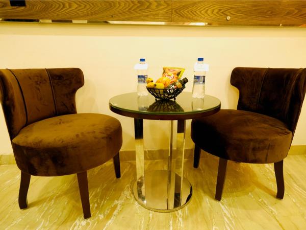 THE SINGH EMPIRE, New Delhi : photo 6 de la chambre deluxe double or twin room - free one soft beverage on the day of arrival