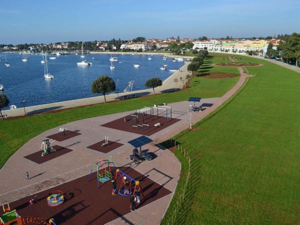 Apartments and Rooms PUNTA : photo 2 de la chambre chambre double supérieure - vue sur mer